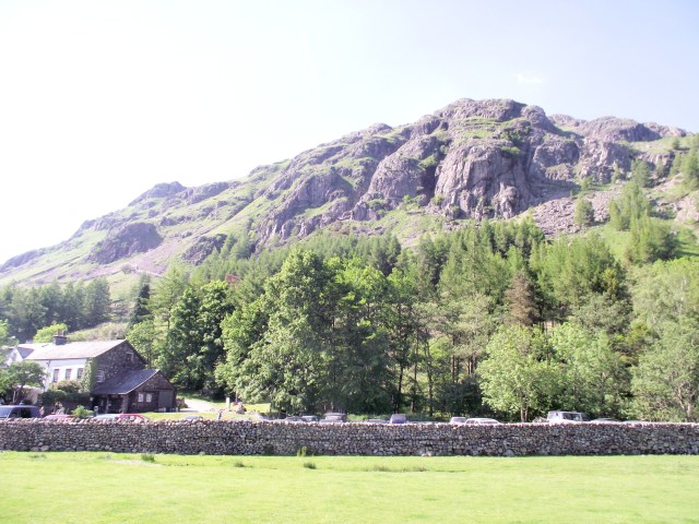 The ODG – one of the best known hikers and climbers bars in Britain with the climbers crags of Middlefell Buttress and Raven Crag behind. Middlefell Buttress is one of the most popular beginners climbs in the UK