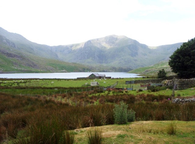 Llyn Ogwen with Y garn behind