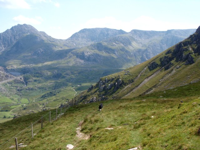 The start of the high level path back to Ogwen, with Nant Ffrancon below