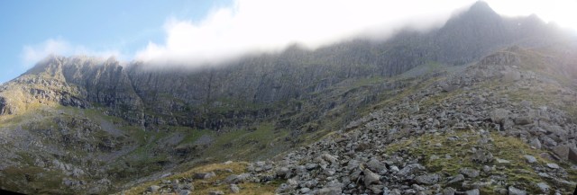 The cliffs of Ysgolion Duon (The ‘Black Ladders’) on Carnedd Dafydd