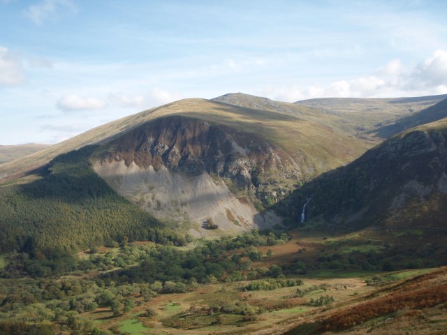 Aber Falls just right of centre, with the scree slope we crossed dead centre
