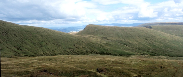 …. and Cribyn and Pen y Big on the opposite side of the Valley