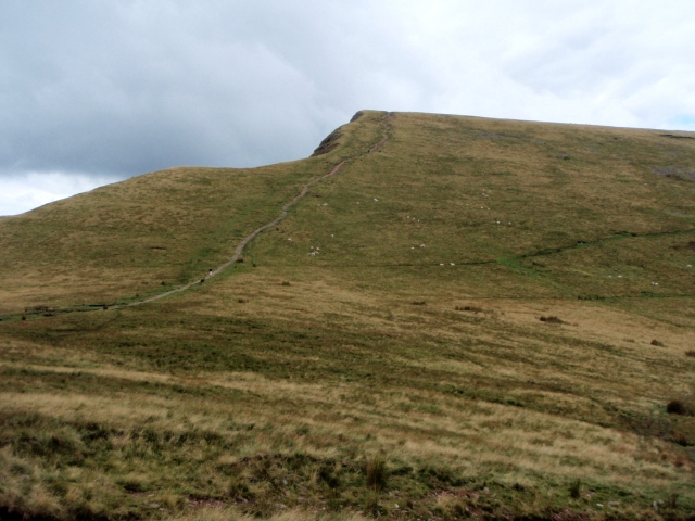 The route up Cribyn