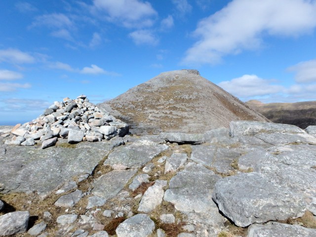 Spidean Coinich ahead, seen from unnamed peak to the southeast