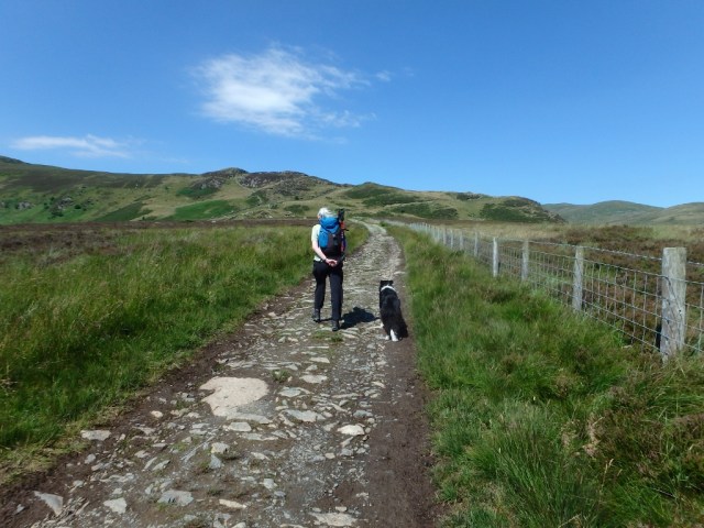 Setting out from the car parking area at Cwm Eigiau