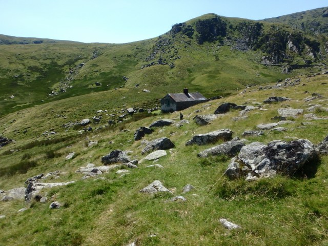 Dulyn Bothy comes into view