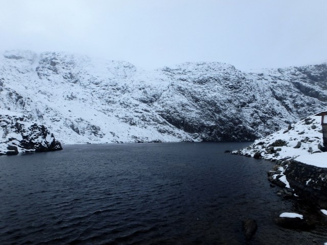 The lake at Dulyn in winter ….